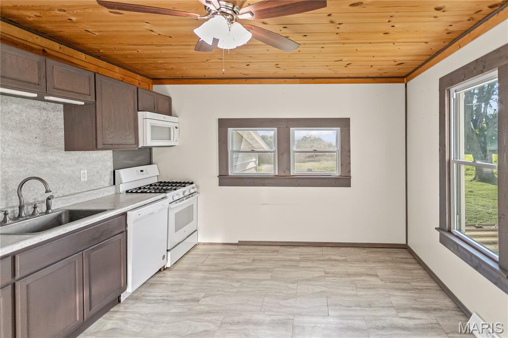 15 Bess Hollow Road Kampsville, IL 62053 - Photo 9 of 71