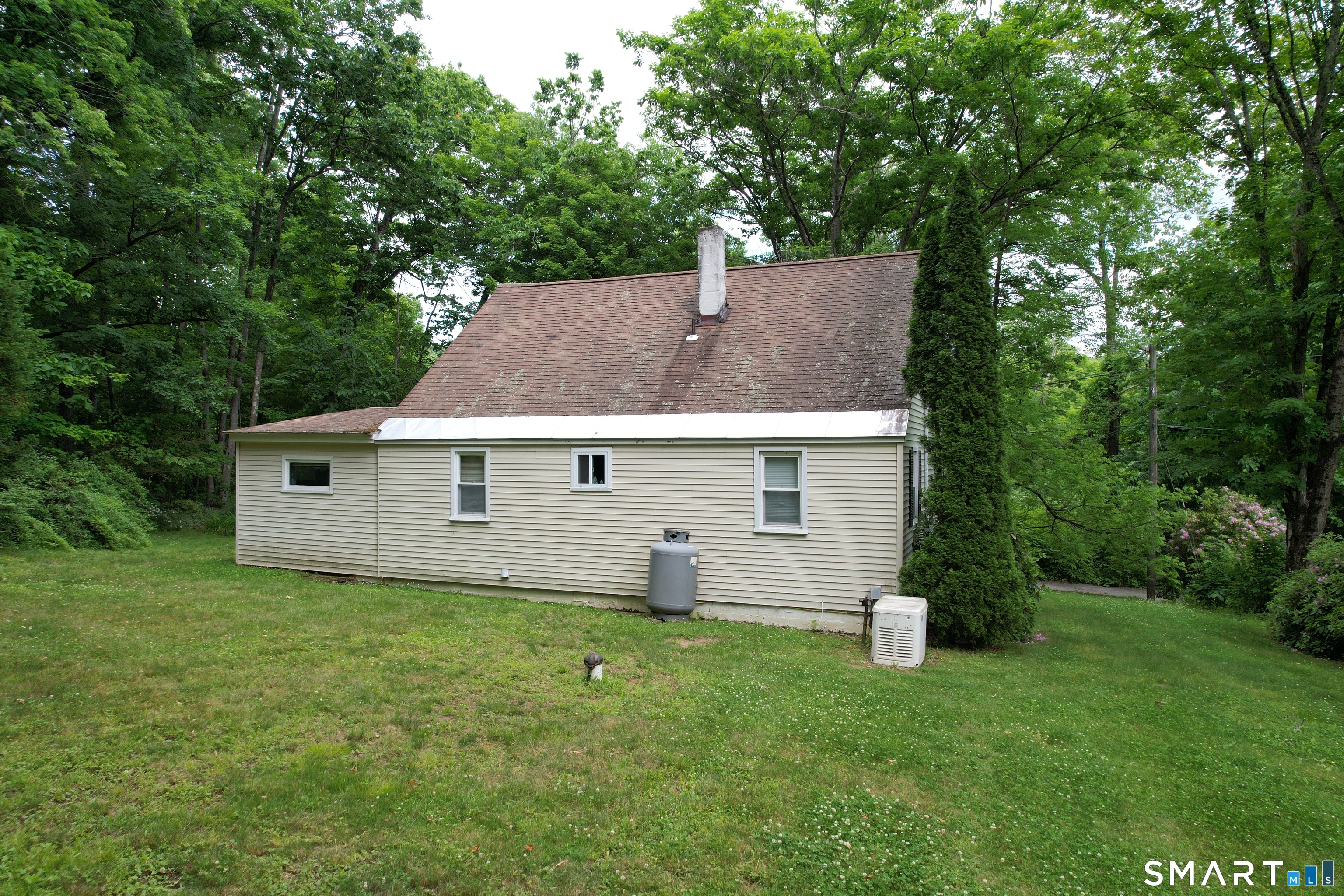 103 Cordano Road Winchester, CT 06098 - Photo 6 of 35