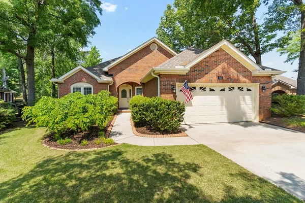 $749,900 | 112 Luton Place North, Greenwood, SC 29649