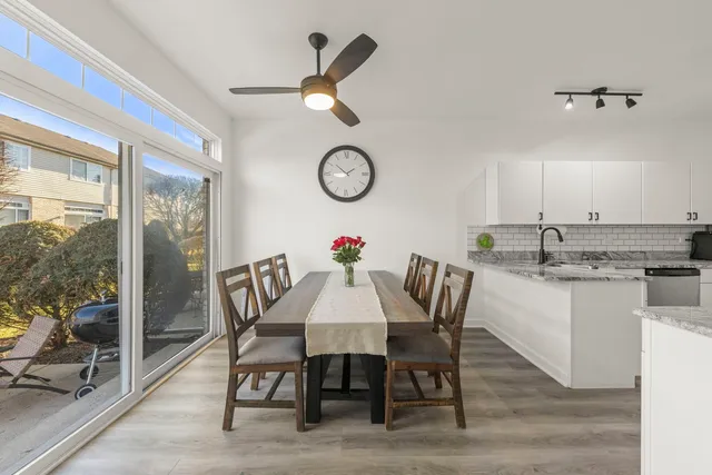 $285,000 | 3612 West 125th Street, Unit 3612, Alsip, IL 60803