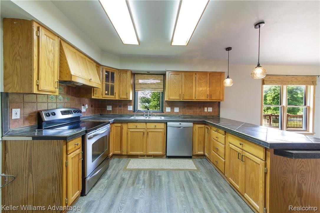 10547 North Territorial Road Dexter, MI 48130 - Photo 13 of 45 N Territorial_10547_Kitchen_03.jpg