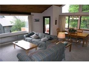 40 Whaleback Road, Unit 2 Lincoln, NH 03251 - Photo 2 of 9
