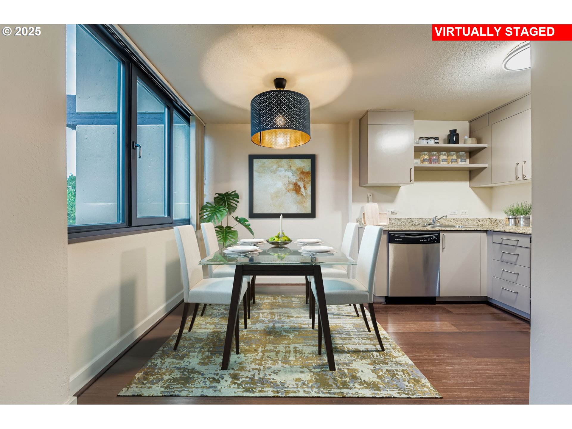 255 Southwest Harrison Street, Unit 9D Portland, OR 97201 - Photo 11 of 32 Dining Area
