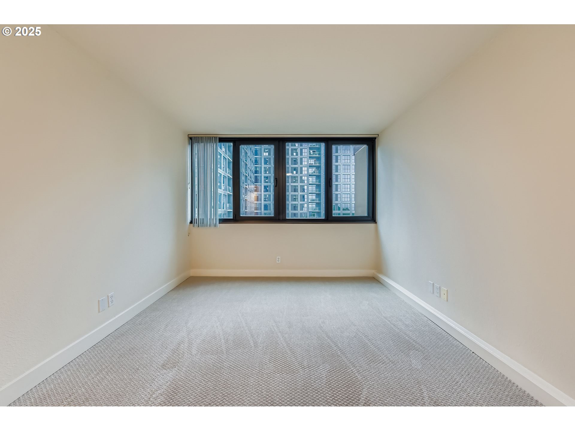 255 Southwest Harrison Street, Unit 9D Portland, OR 97201 - Photo 19 of 32 Bedroom