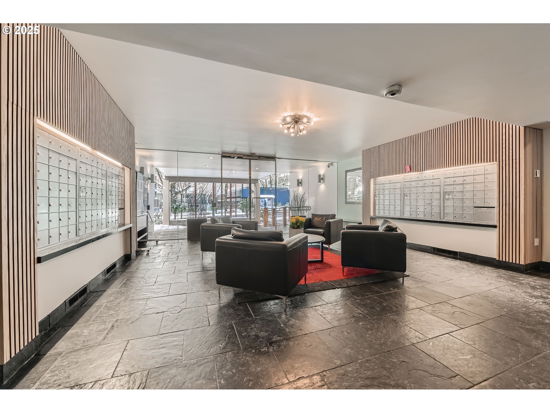 255 Southwest Harrison Street, Unit 9D Portland, OR 97201 - Photo 2 of 32 Lobby