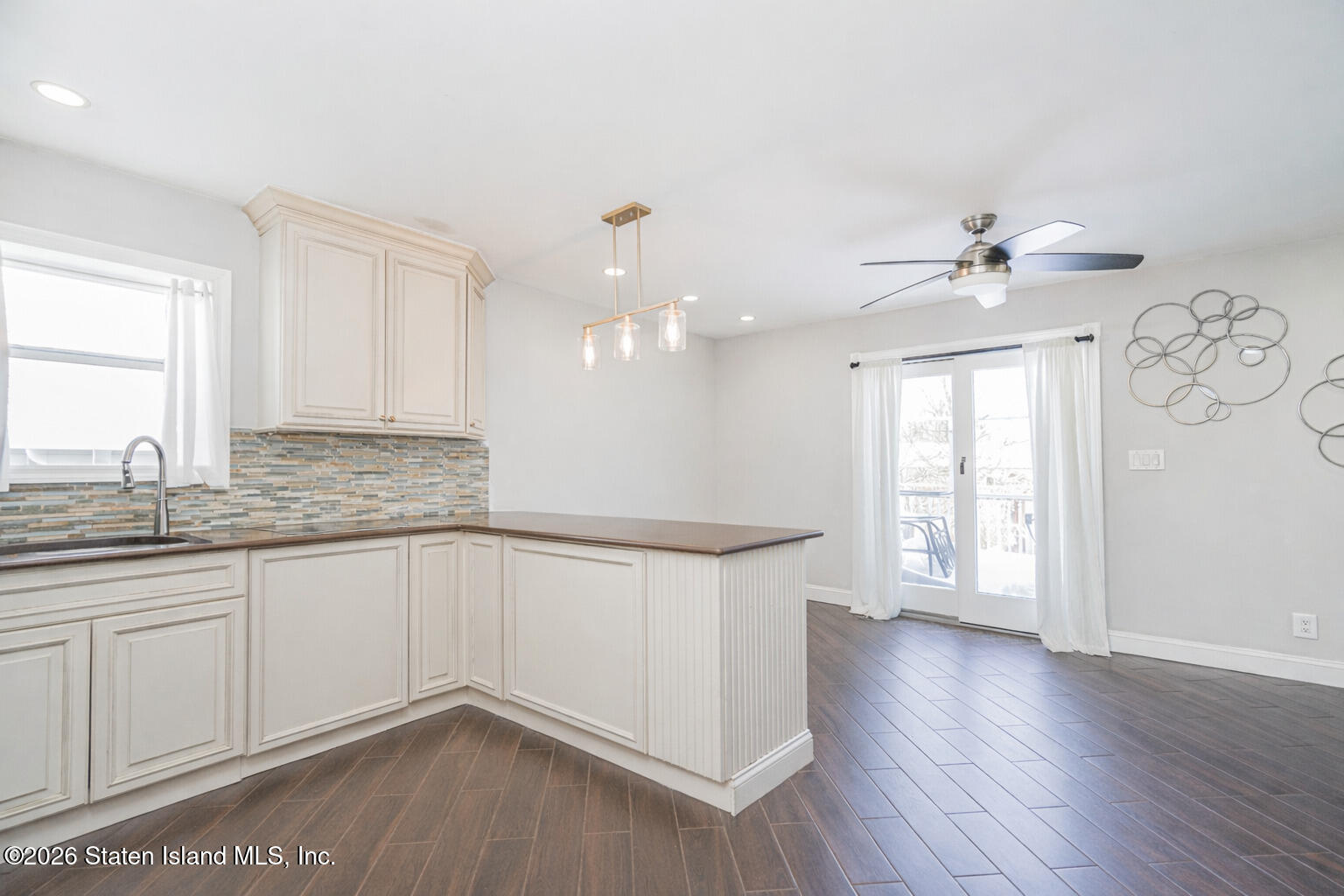 631 Travis Avenue Staten Island, NY 10314 - Photo 11 of 75 Photo Jan 28 2026, 12 17 40 PM