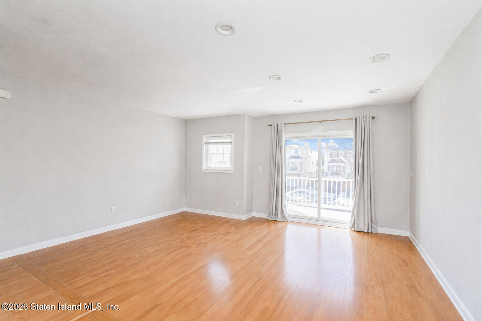 631 Travis Avenue Staten Island, NY 10314 - Photo 33 of 75 Photo Jan 28 2026, 12 21 21 PM