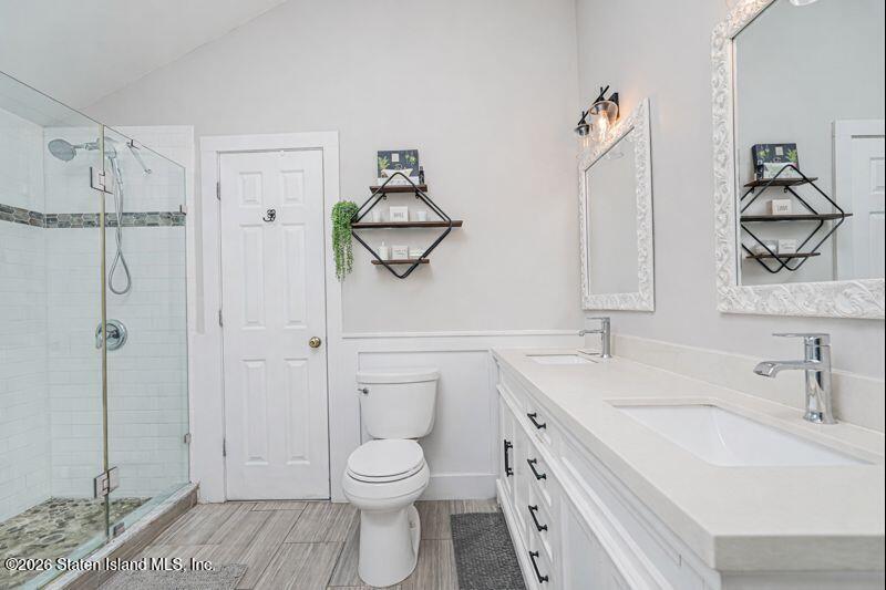 631 Travis Avenue Staten Island, NY 10314 - Photo 40 of 75 Photo Jan 28 2026, 12 12 11 PM