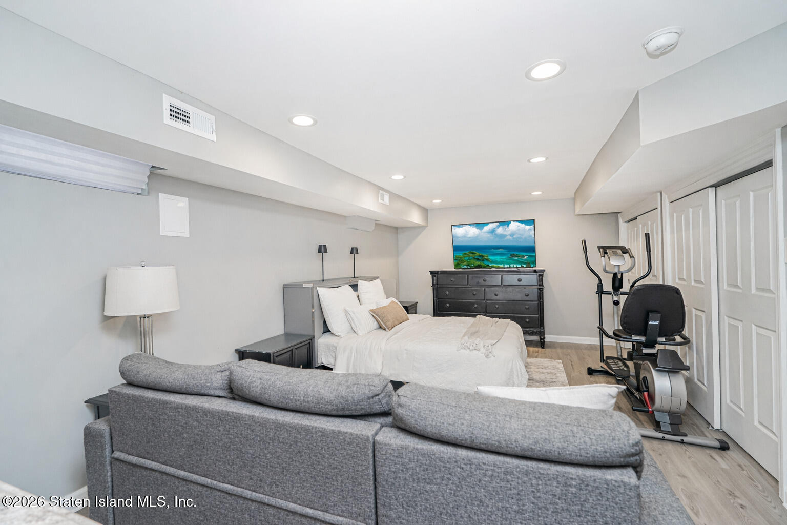 631 Travis Avenue Staten Island, NY 10314 - Photo 53 of 75 Photo Jan 28 2026, 12 25 12 PM