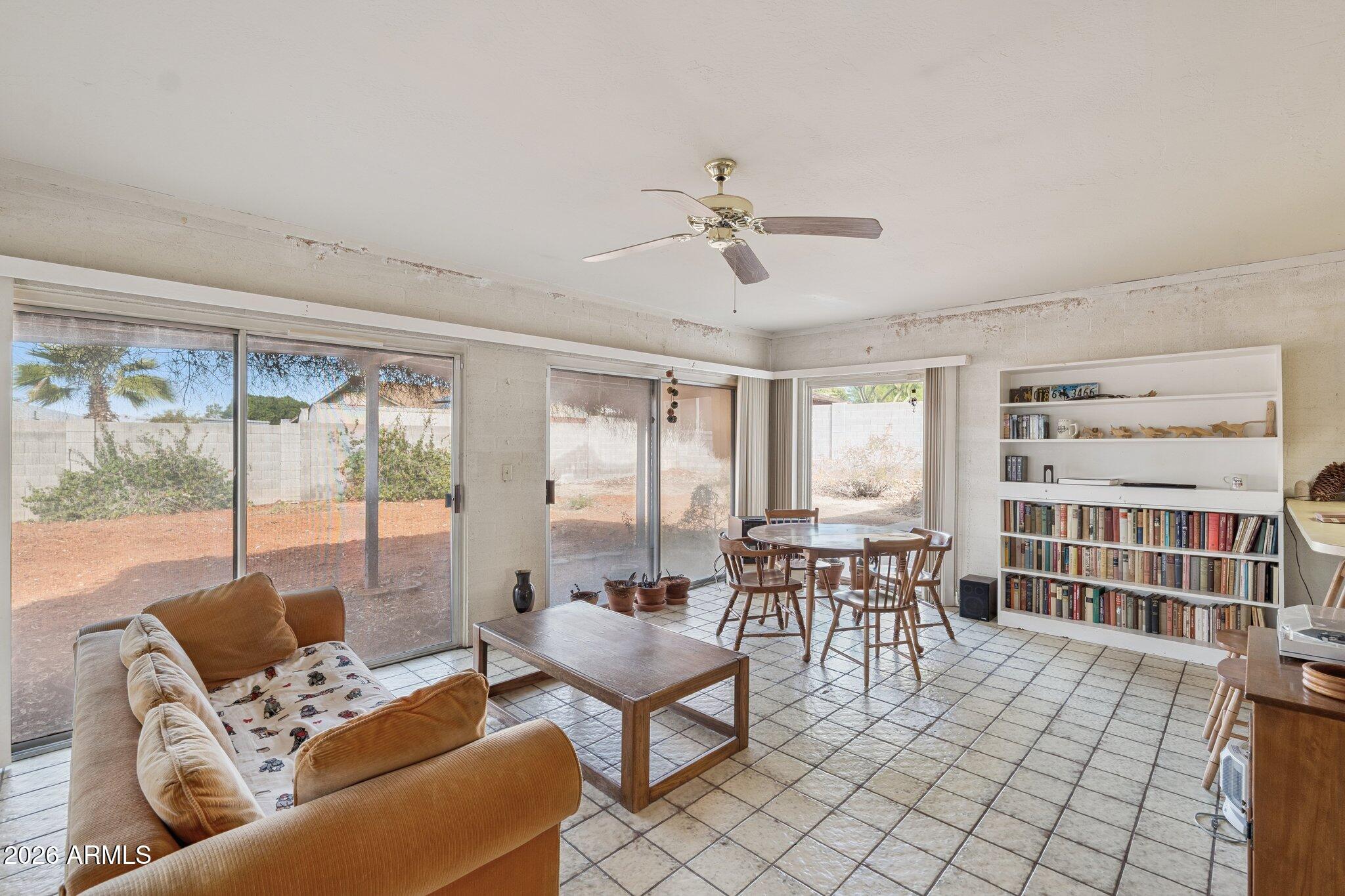 14232 North 11th Street Phoenix, AZ 85022 - Photo 10 of 24 14-web-or-mls-14232-north-11th-st