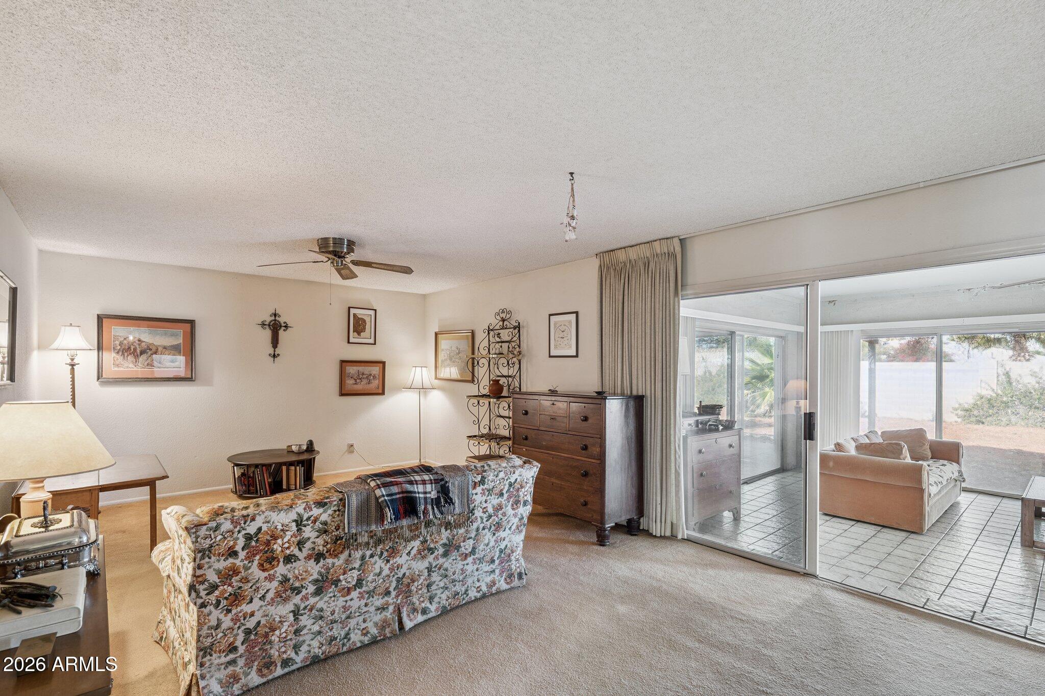 14232 North 11th Street Phoenix, AZ 85022 - Photo 5 of 24 10-web-or-mls-14232-north-11th-st