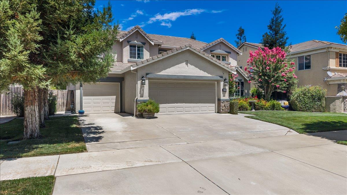 253 Shasta Avenue Ripon, CA 95366 - Photo 8 of 79 Gallery Image 8