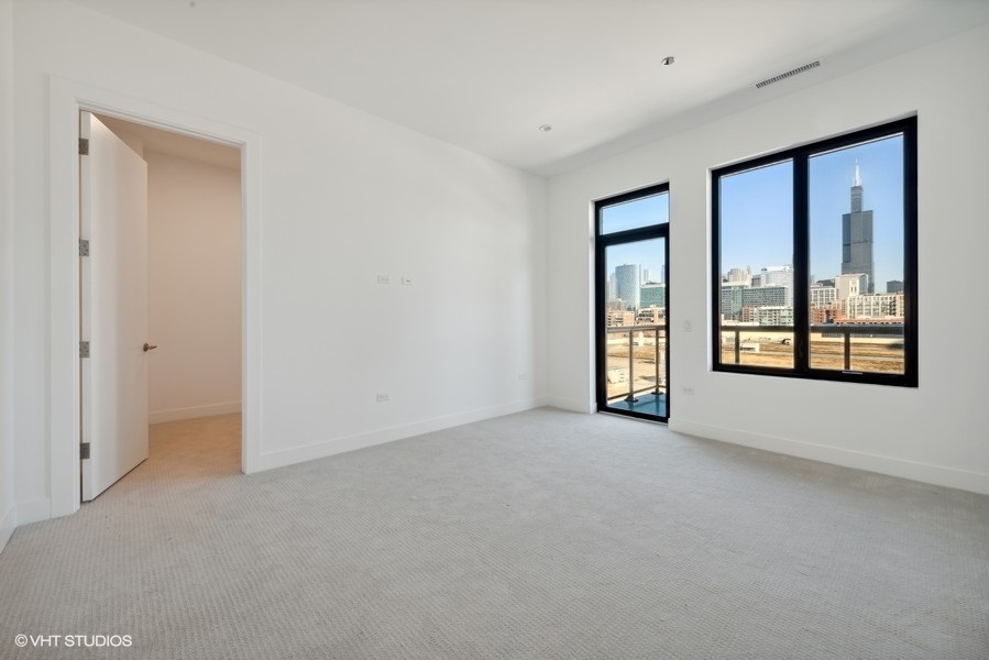 323 South Racine Avenue, Unit 6A Chicago, IL 60607 - Photo 15 of 28