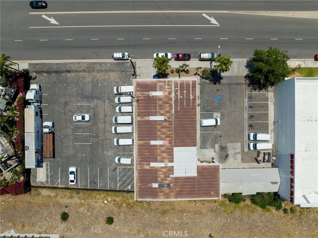 484 East Redlands Boulevard San Bernardino, CA 92408 - Photo 27 of 27 a view of a entryway