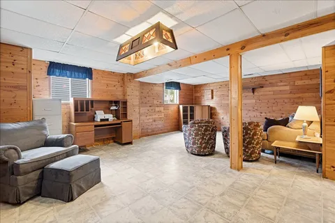 $349,990 | 121 Seton Place, Streamwood, IL 60107