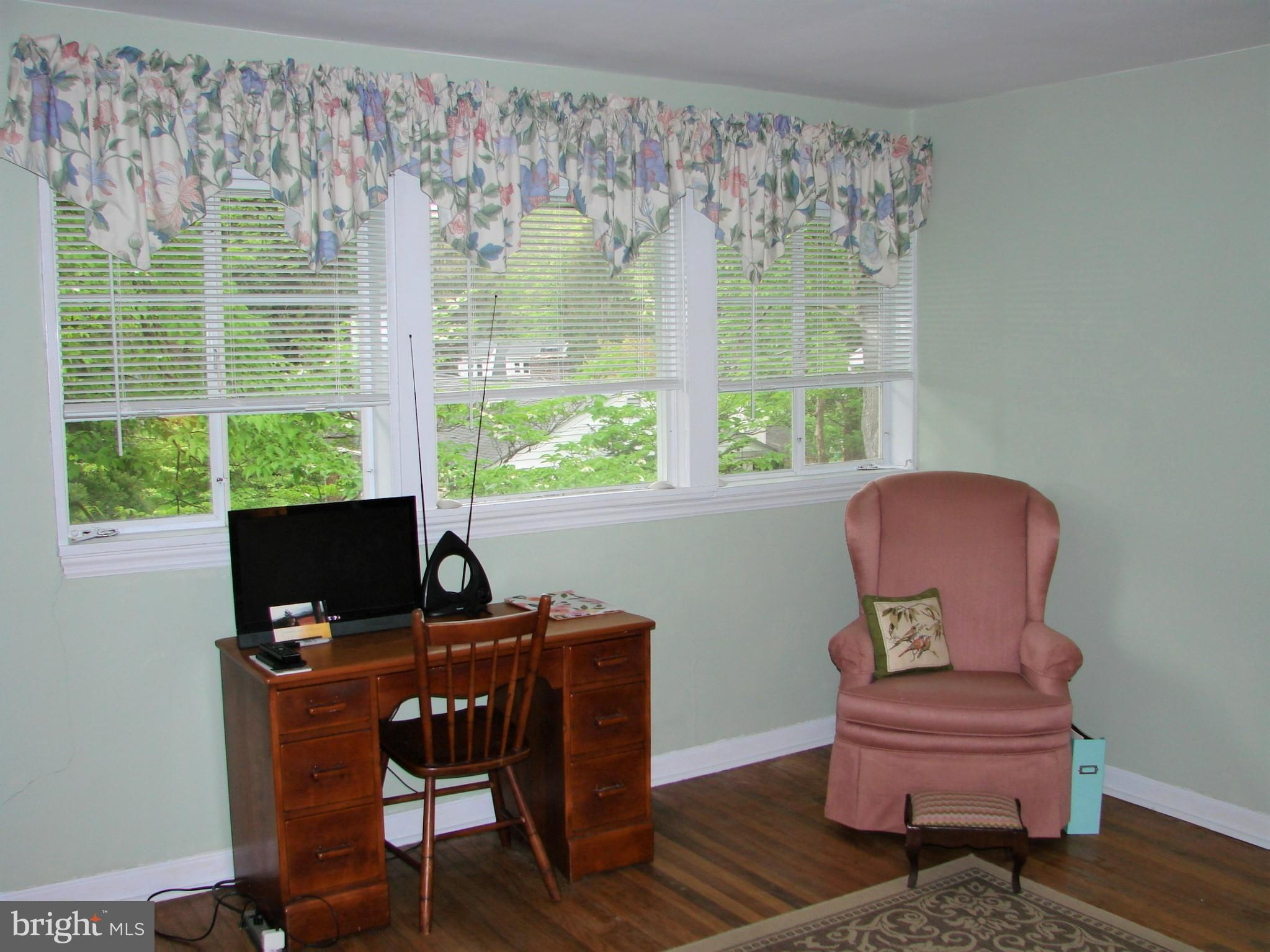 4 Brookside Circle Wayne, PA 19087 - Photo 17 of 25 Bedroom 2