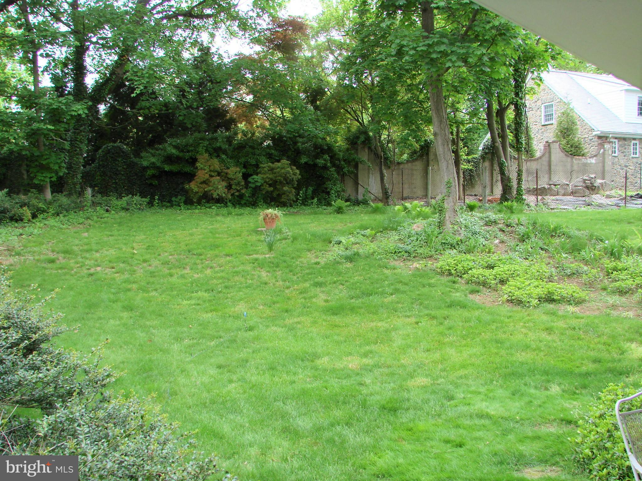 4 Brookside Circle Wayne, PA 19087 - Photo 23 of 25 Back yard view