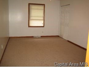 2716 Cheshire Road Springfield, IL 62703 - Photo 6 of 8