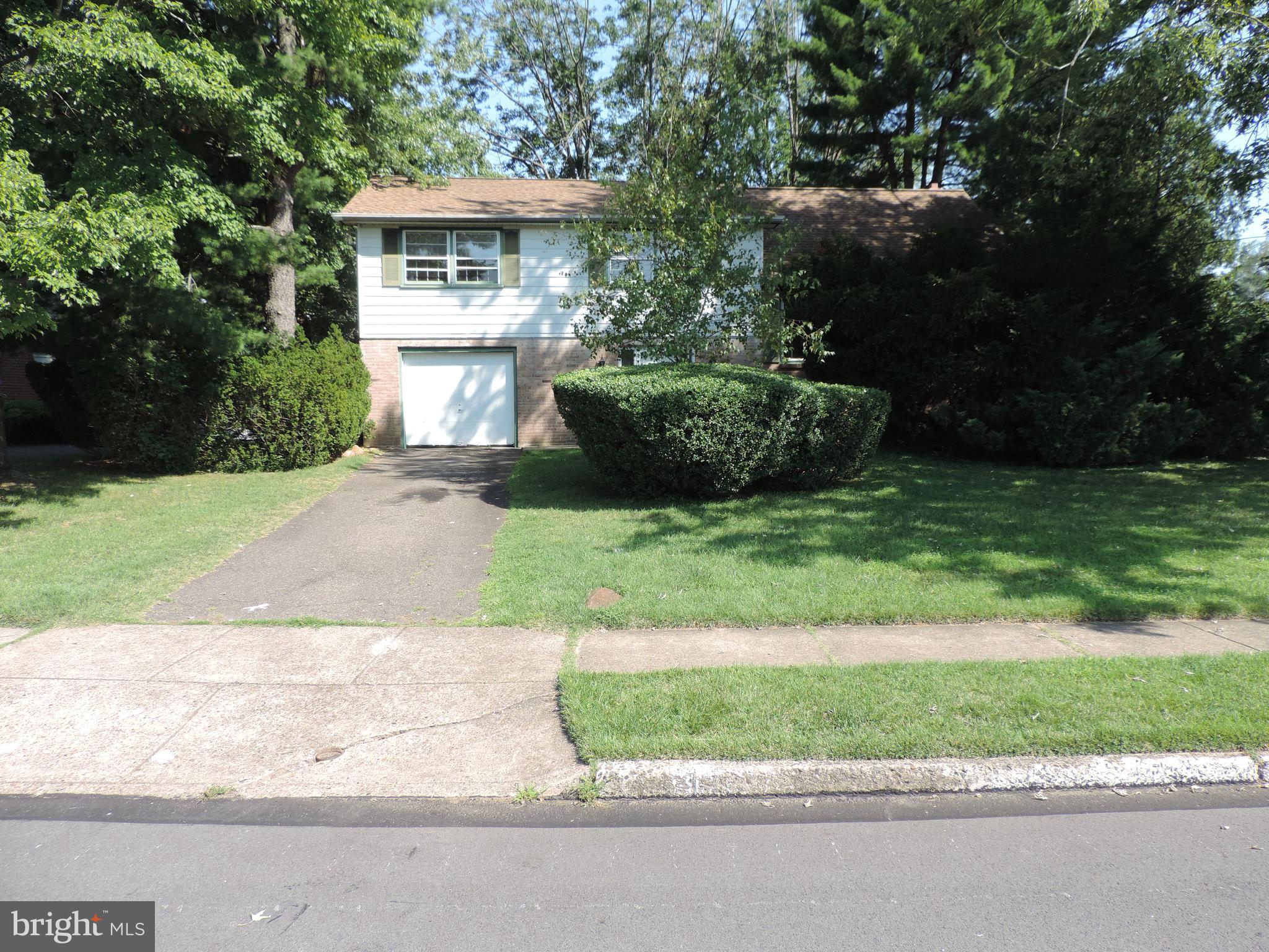 1907 Scott Road Oreland, PA 19075 - Photo 4 of 30
