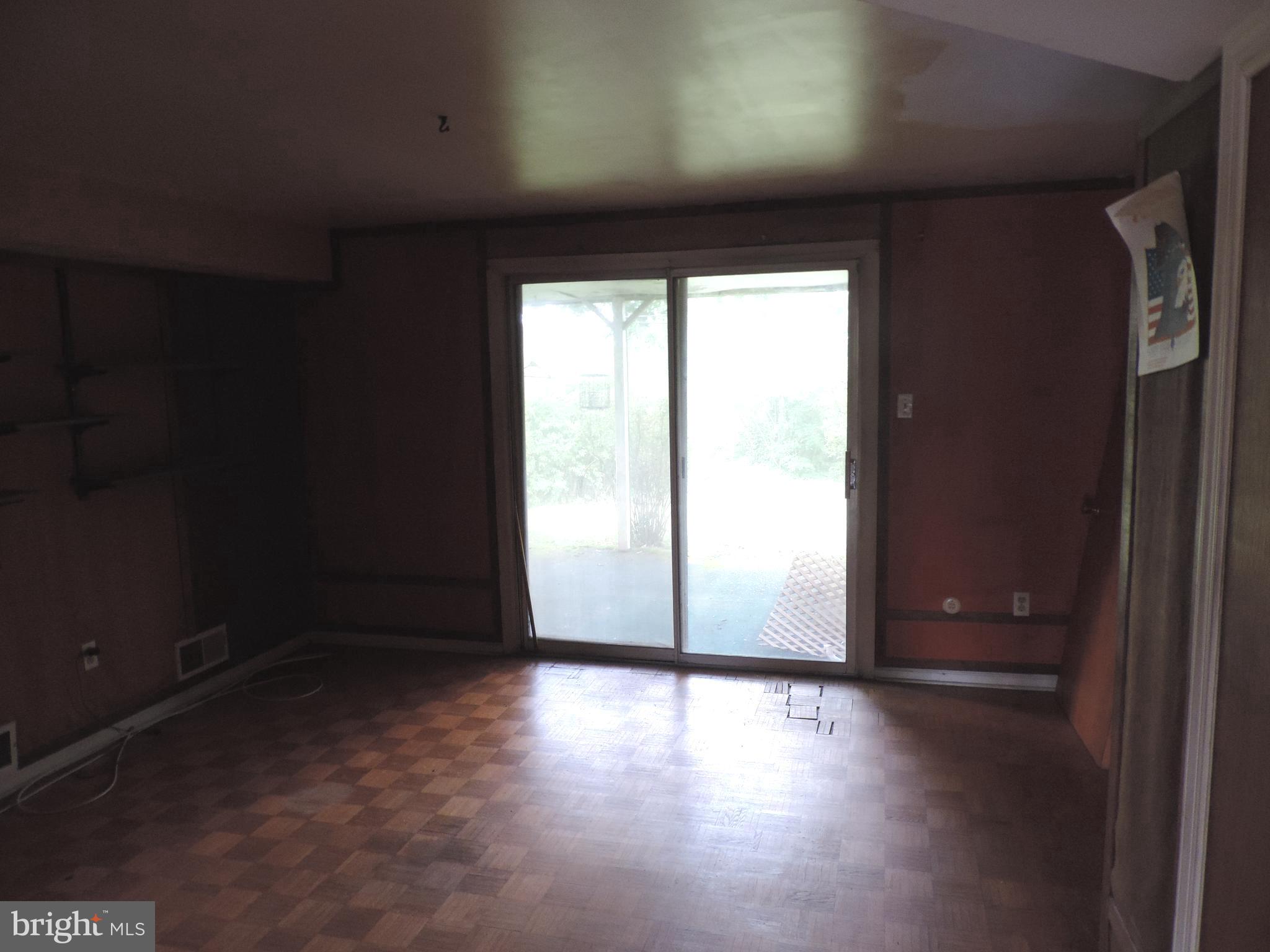 1907 Scott Road Oreland, PA 19075 - Photo 8 of 30 Family Room