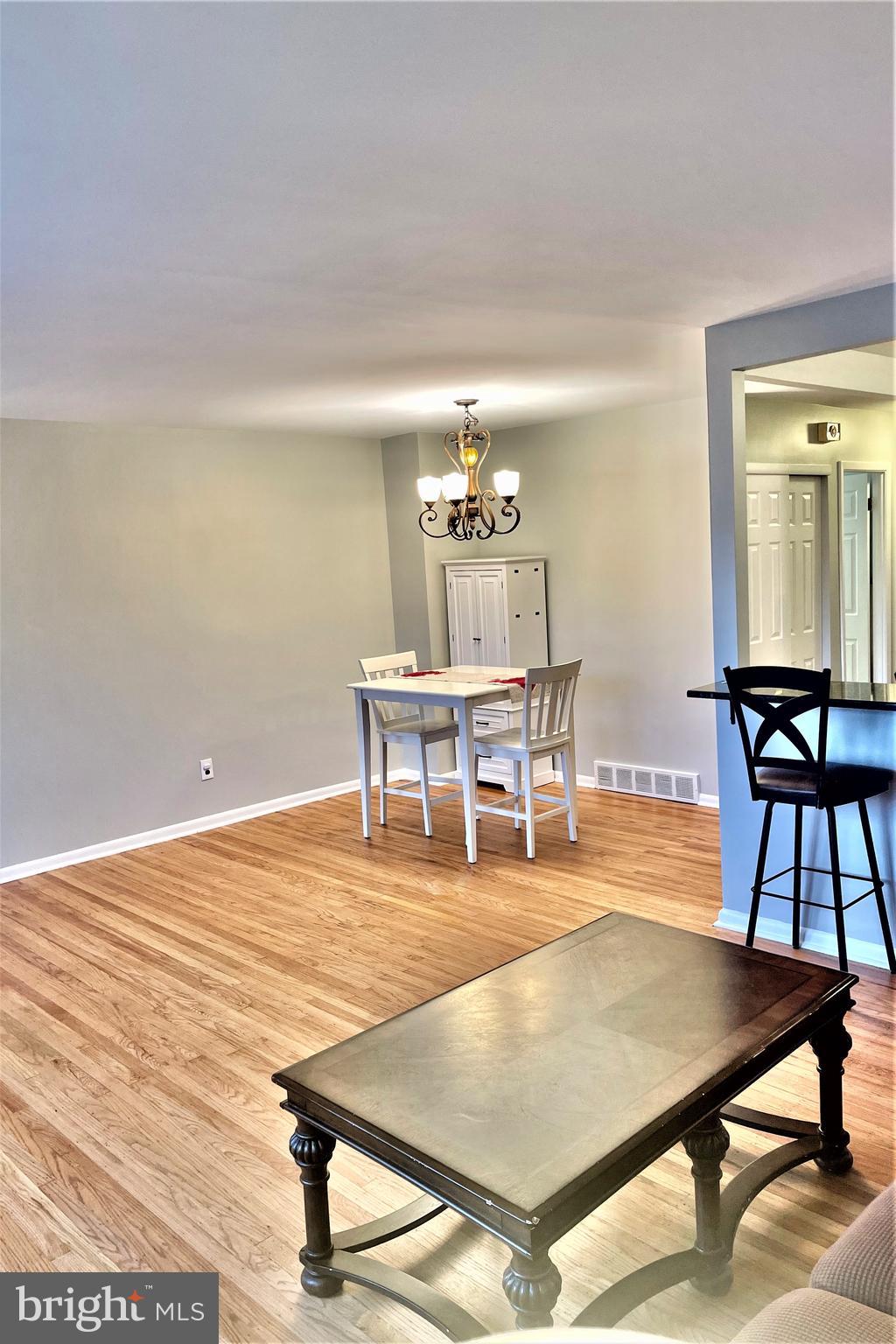 10205 West Keswick Road Philadelphia, PA 19114 - Photo 7 of 28 Gallery Image 7