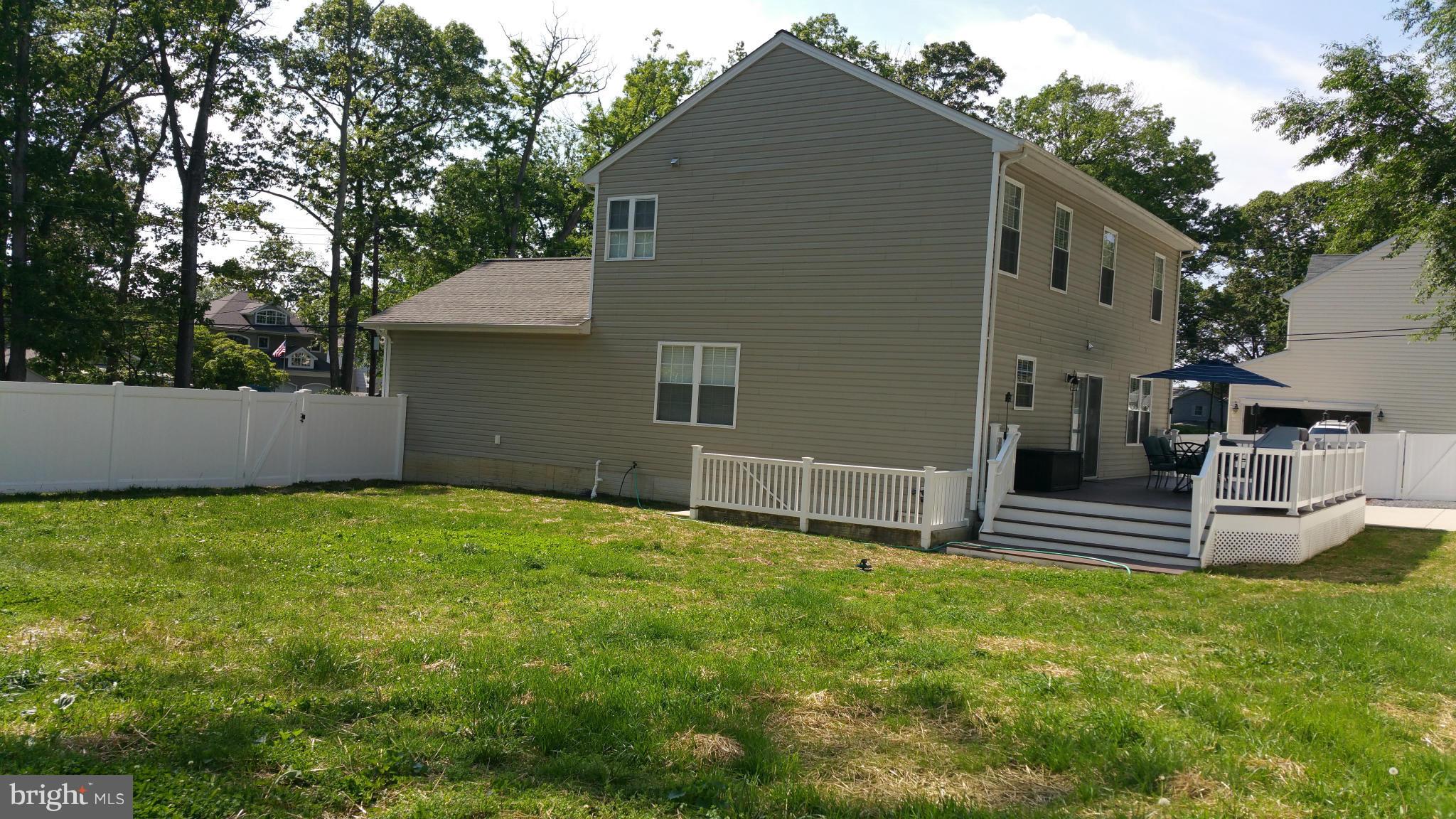 319 Riverside Drive Pasadena, MD 21122 - Photo 25 of 30 Exterior (Rear)