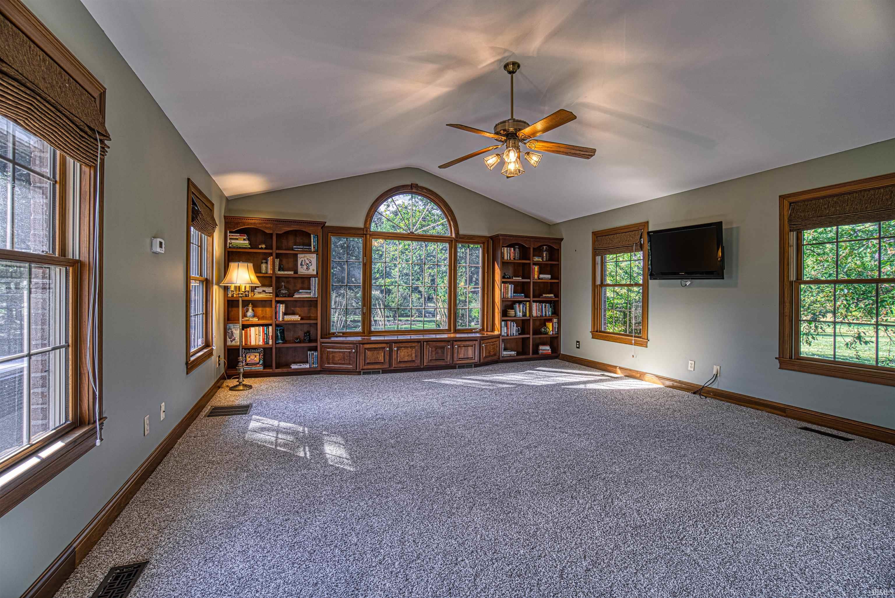 5739 Sharon Road Newburgh, IN 47630 - Photo 21 of 36 Gallery Image 21