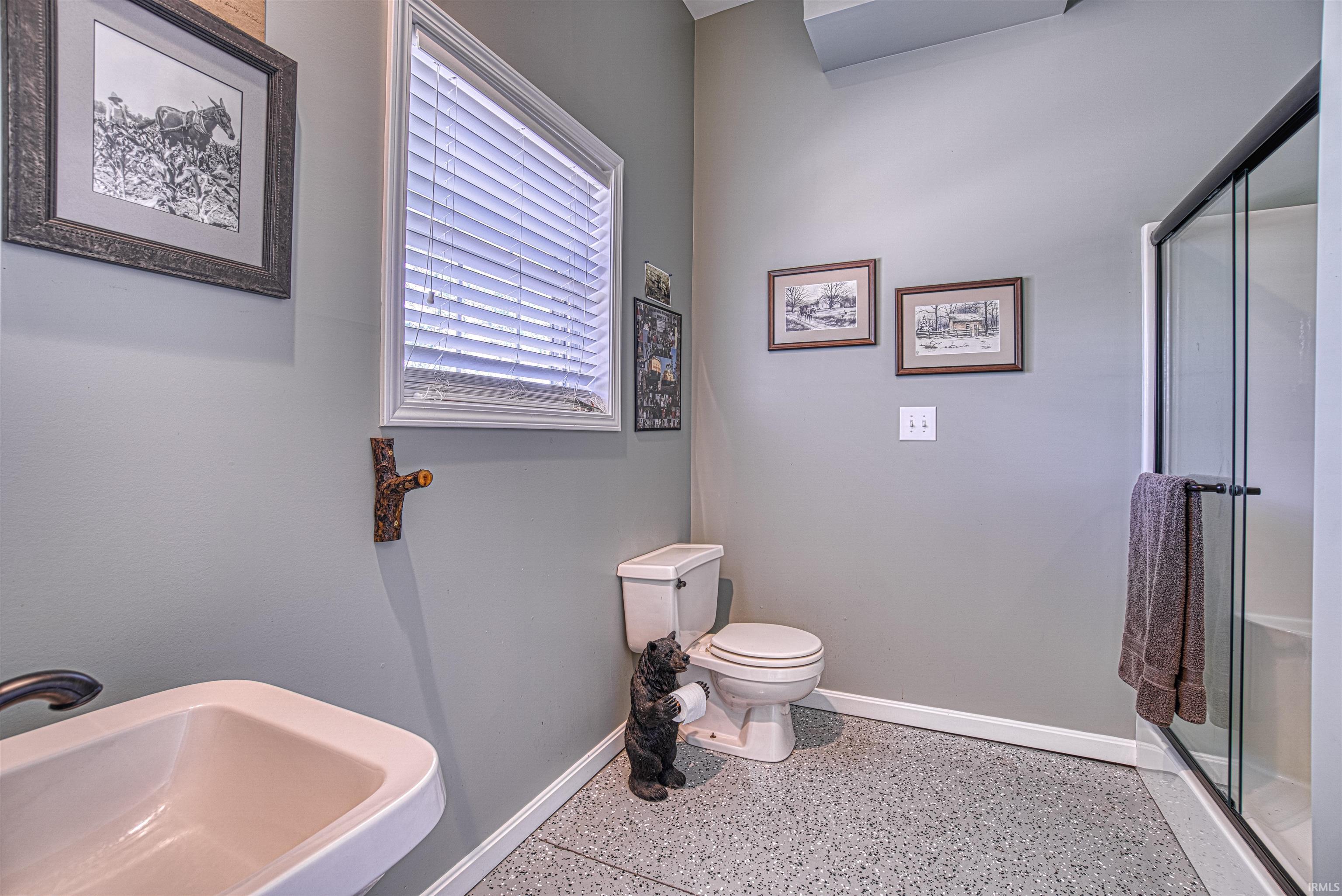 5739 Sharon Road Newburgh, IN 47630 - Photo 6 of 36 Gallery Image 6
