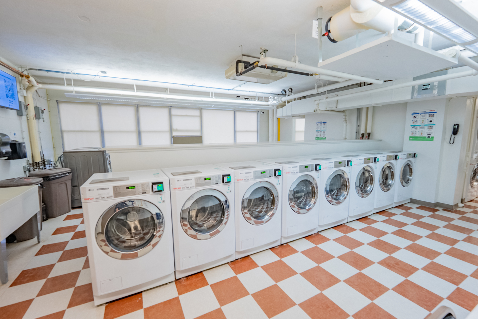 6301 North Sheridan Road, Unit 14J Chicago, IL 60660 - Photo 21 of 24