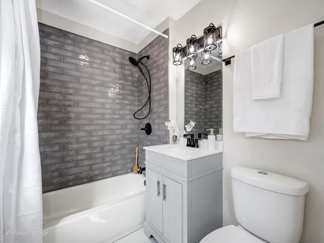 $349,900 | 4036 West 57th Street, Chicago, IL 60629