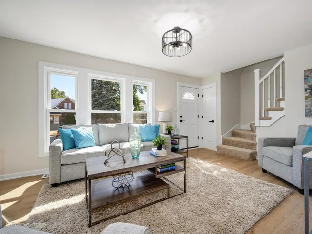 $349,900 | 4036 West 57th Street, Chicago, IL 60629