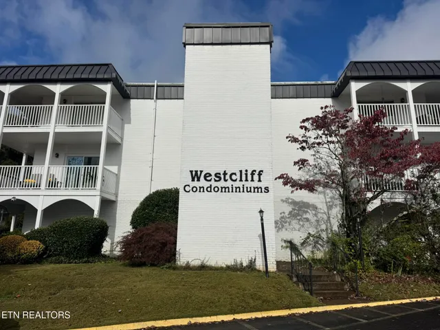 $275,000 | 5709 Lyons View Pike, Unit 1116, Knoxville, TN 37919