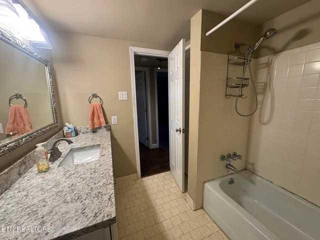 $275,000 | 5709 Lyons View Pike, Unit 1116, Knoxville, TN 37919