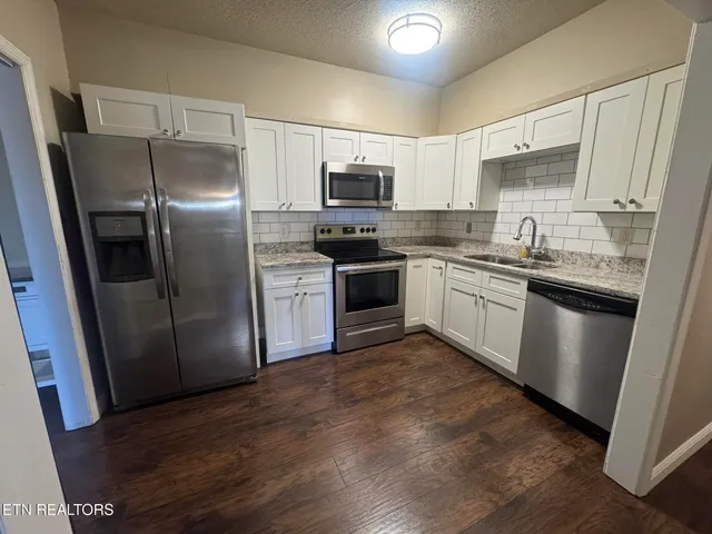 $275,000 | 5709 Lyons View Pike, Unit 1116, Knoxville, TN 37919