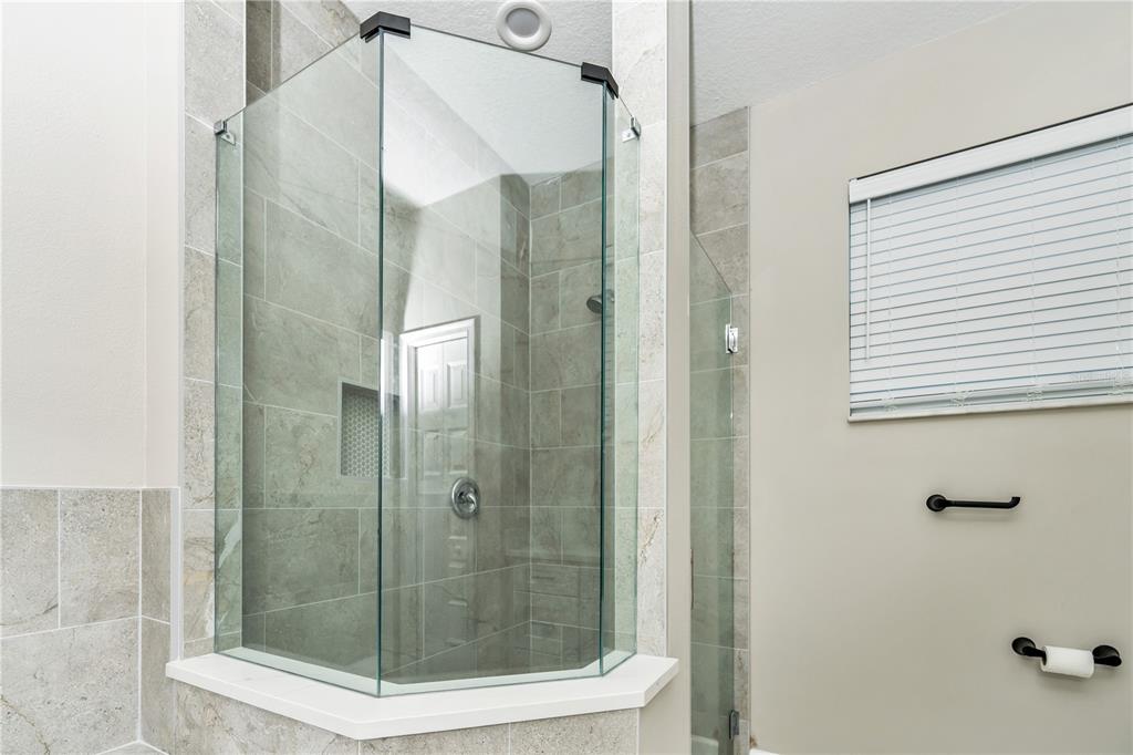 1011 Johnston Road Southeast Palm Bay, FL 32909 - Photo 18 of 47