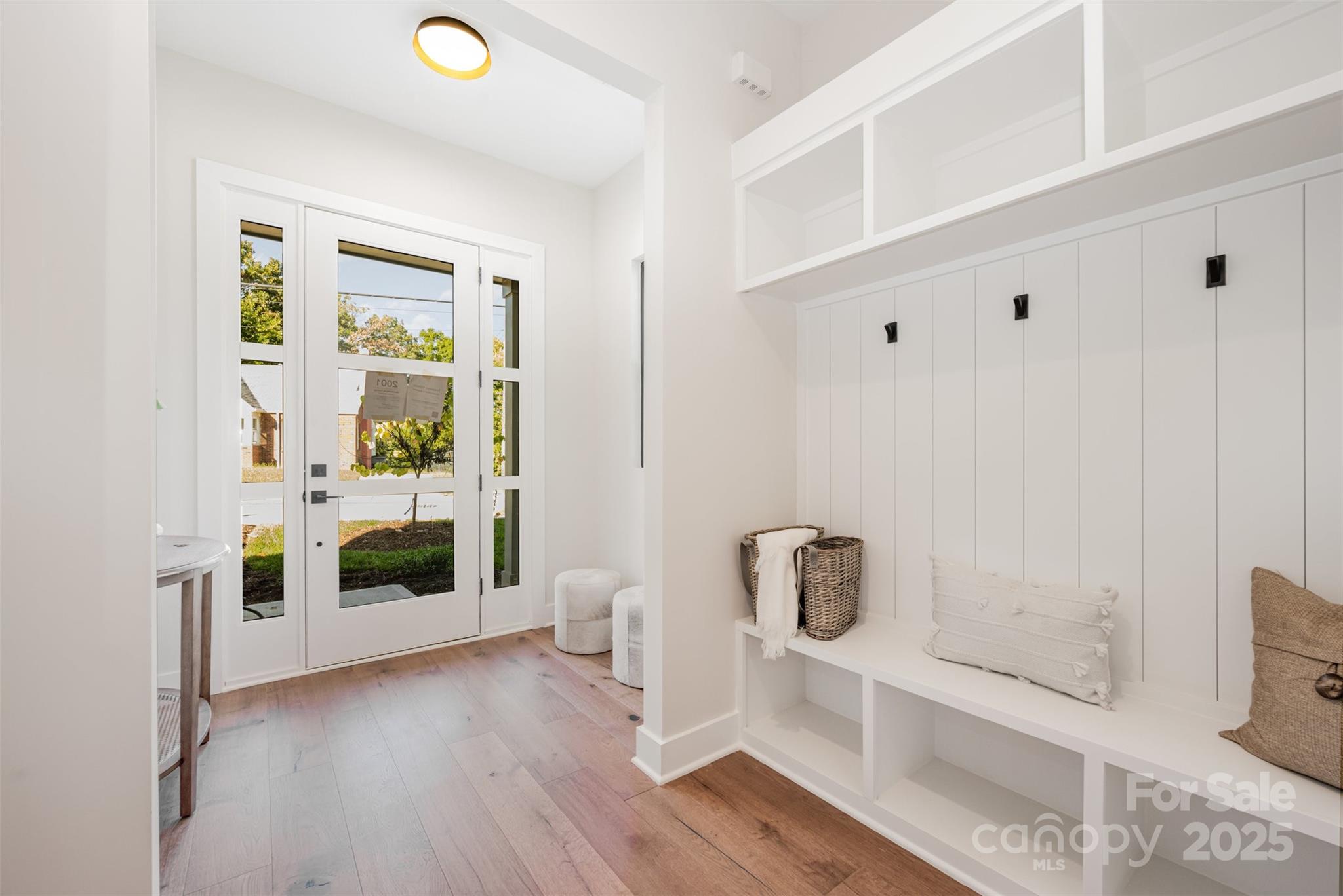 2001 Renner Street Charlotte, NC 28216 - Photo 2 of 28