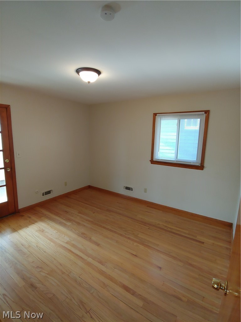 4269 Valley Road, Unit 2/UP Cleveland, OH 44109 - Photo 19 of 30