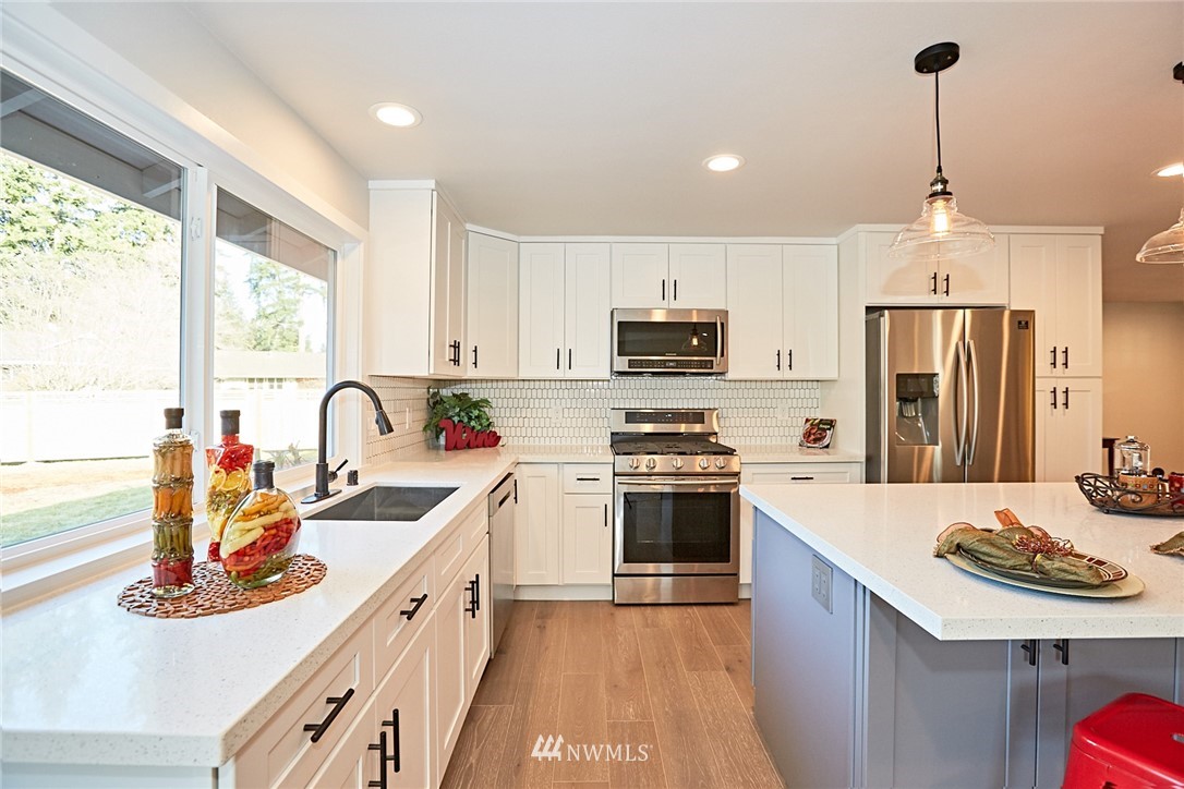 14220 Southeast 170th Street Renton, WA 98058 - Photo 10 of 25 Gallery Image 10
