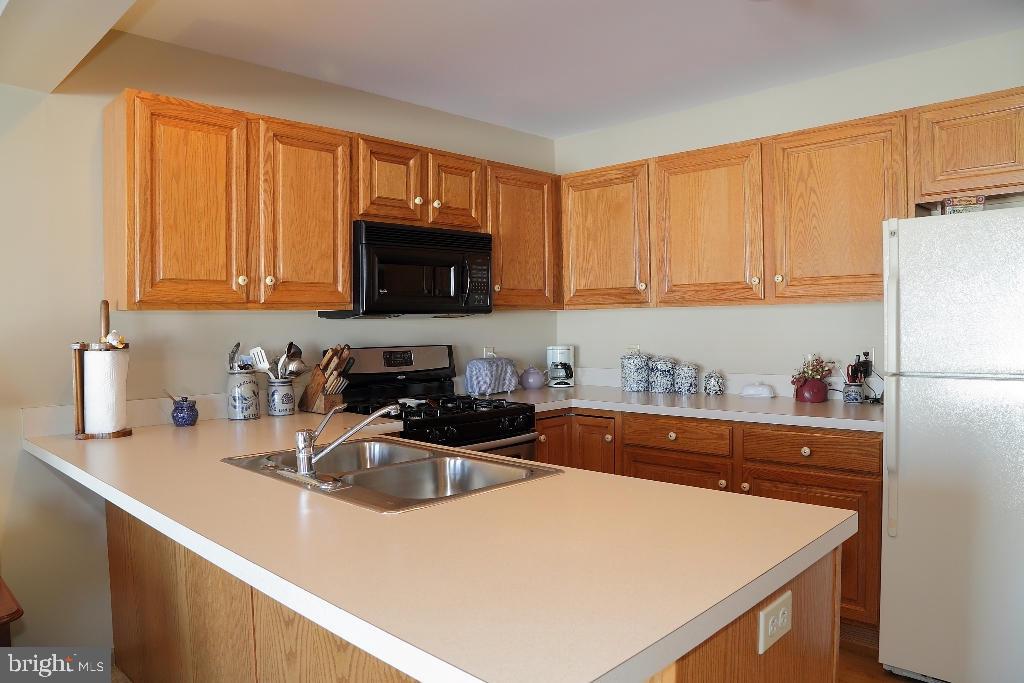 87 Pebble Creek Drive Lititz, PA 17543 - Photo 2 of 18 Gallery Image 2