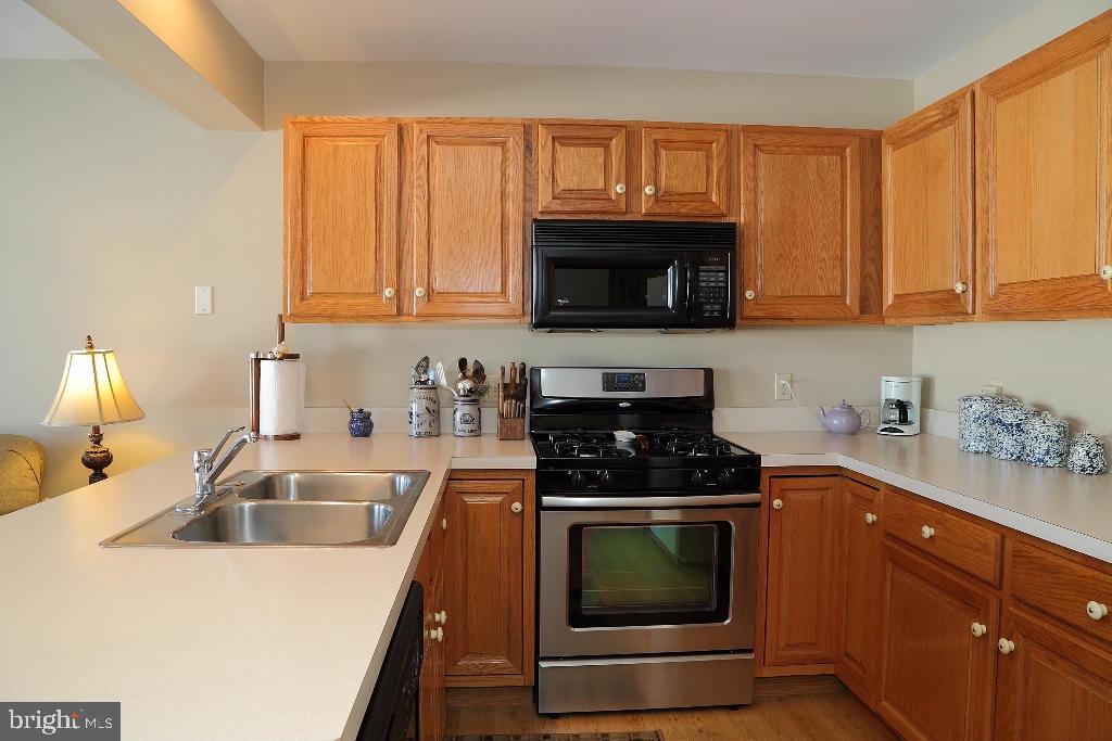 87 Pebble Creek Drive Lititz, PA 17543 - Photo 3 of 18 Gallery Image 3