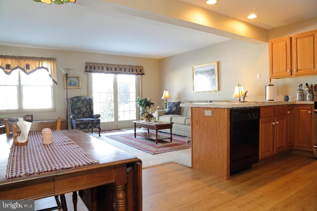 87 Pebble Creek Drive Lititz, PA 17543 - Photo 4 of 18 Gallery Image 4