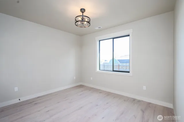 $695,000 | 2053 H H.2 Northeast, Moses Lake, WA 98837