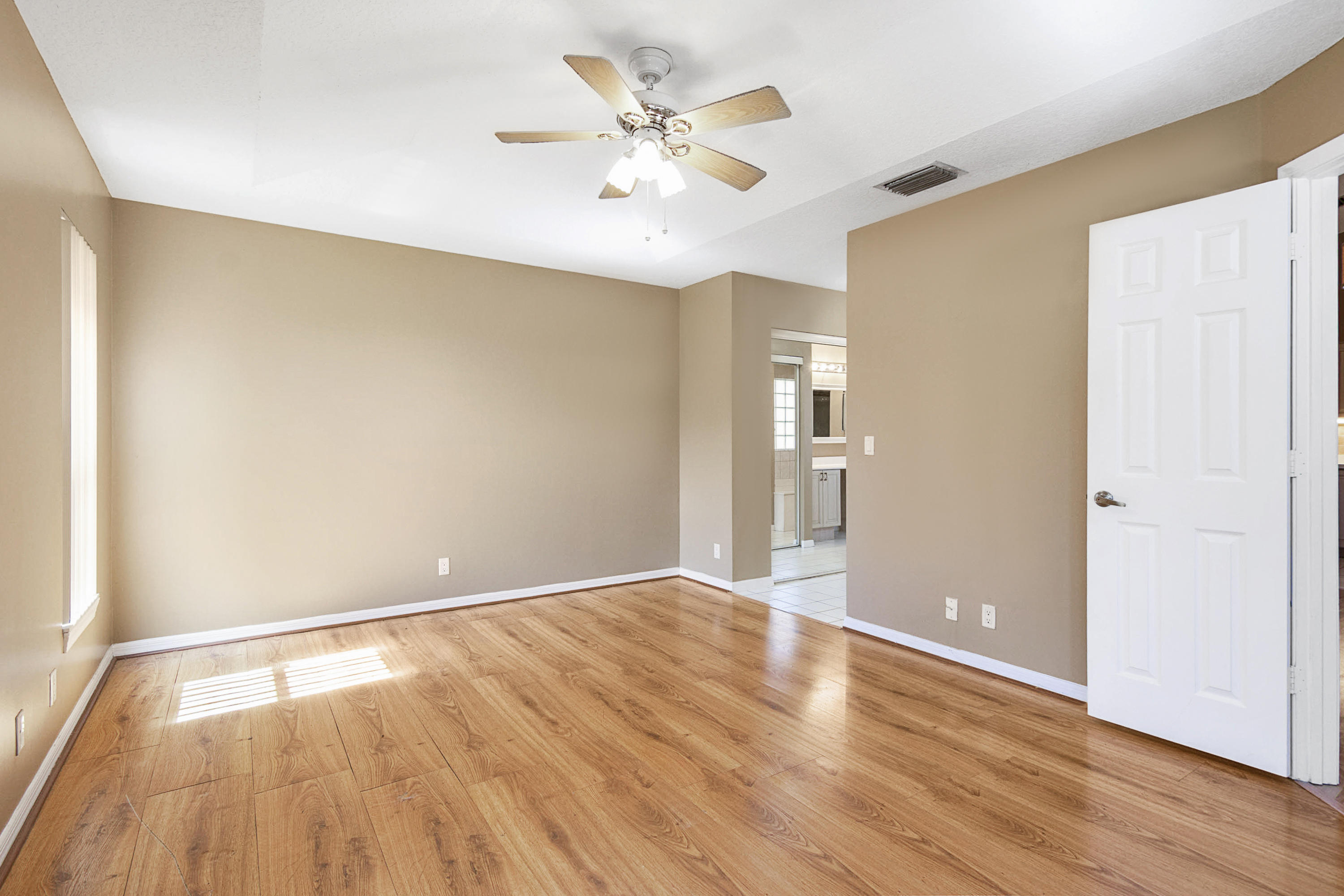2089 Bonisle Circle Riviera Beach, FL 33418 - Photo 15 of 27 2089 Bonisle_015