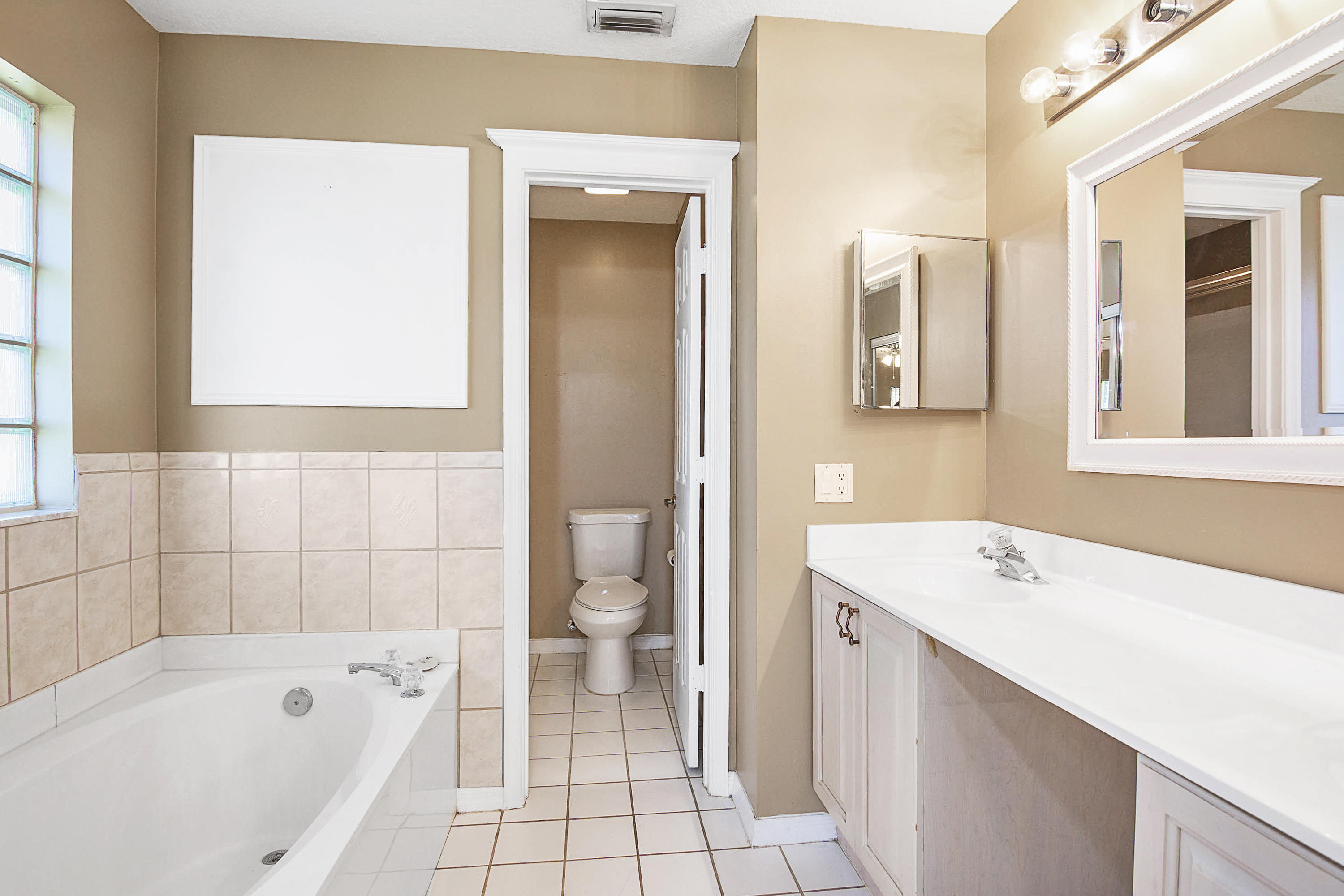 2089 Bonisle Circle Riviera Beach, FL 33418 - Photo 17 of 27 2089 Bonisle_017