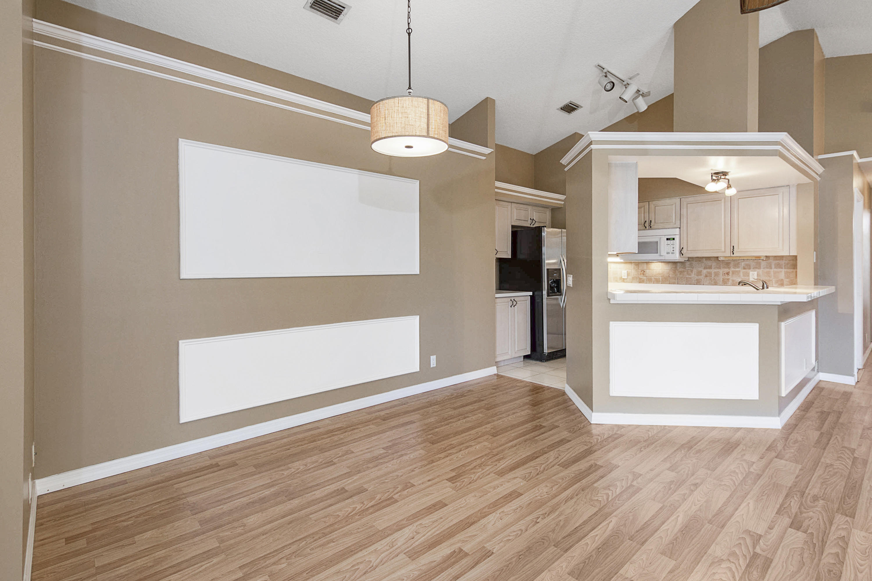 2089 Bonisle Circle Riviera Beach, FL 33418 - Photo 9 of 27 2089 Bonisle_009