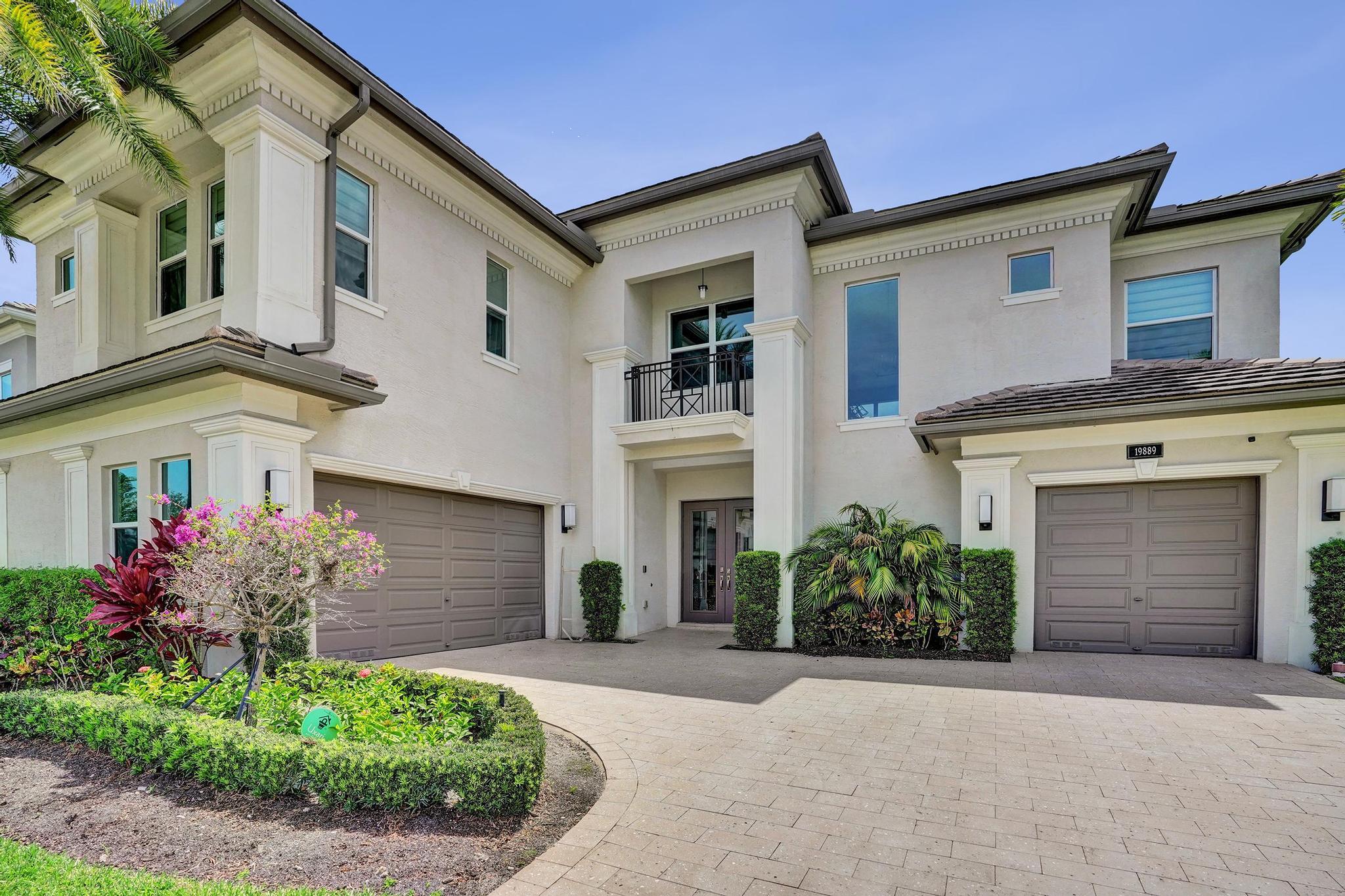 19889 Old Bridgewood Trail Boca Raton, FL 33498 - Photo 4 of 91 DSC06903