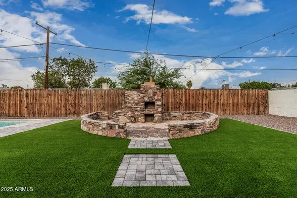 $769,900 | 3111 North 34th Street, Phoenix, AZ 85018