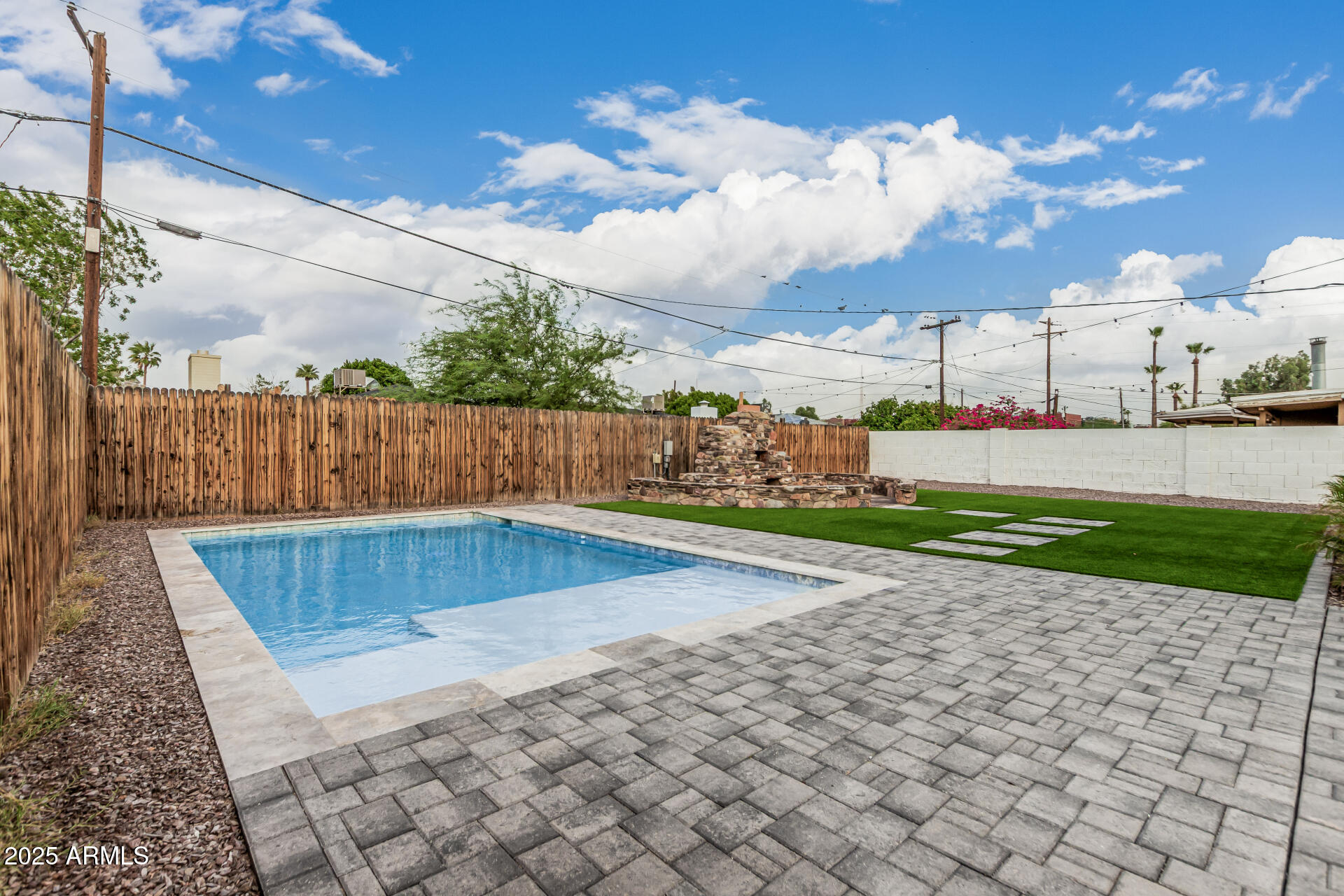 3111 North 34th Street Phoenix, AZ 85018 - Photo 72 of 76 a view of a backyard