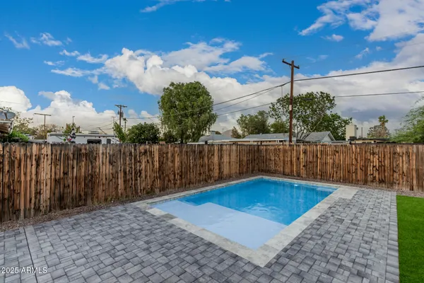 $769,900 | 3111 North 34th Street, Phoenix, AZ 85018