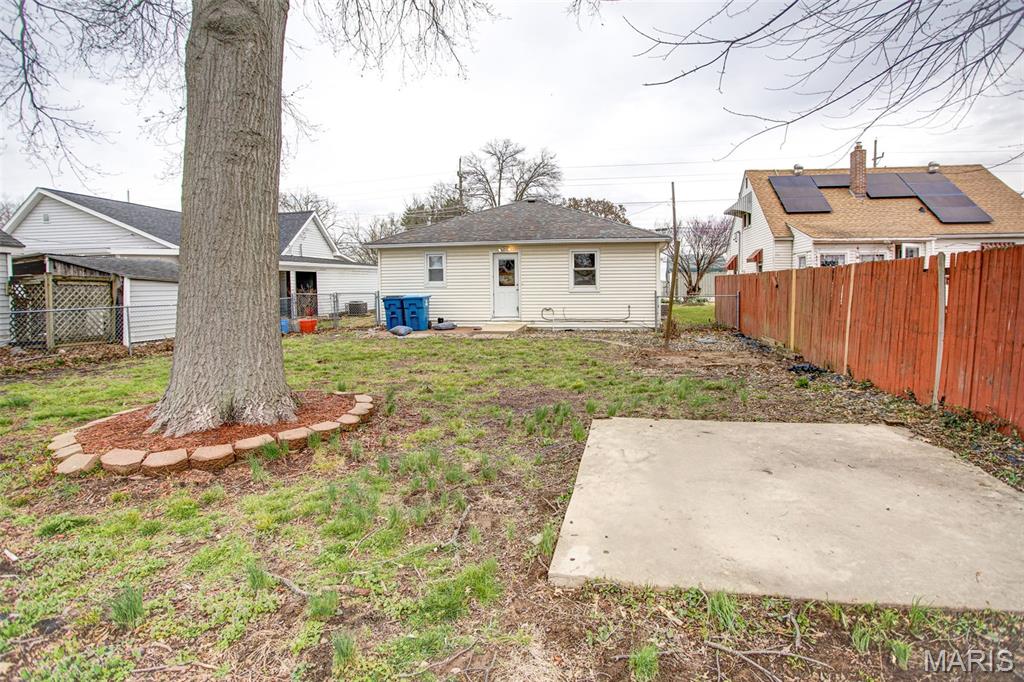 11 East Delmar Avenue Alton, IL 62002 - Photo 28 of 35